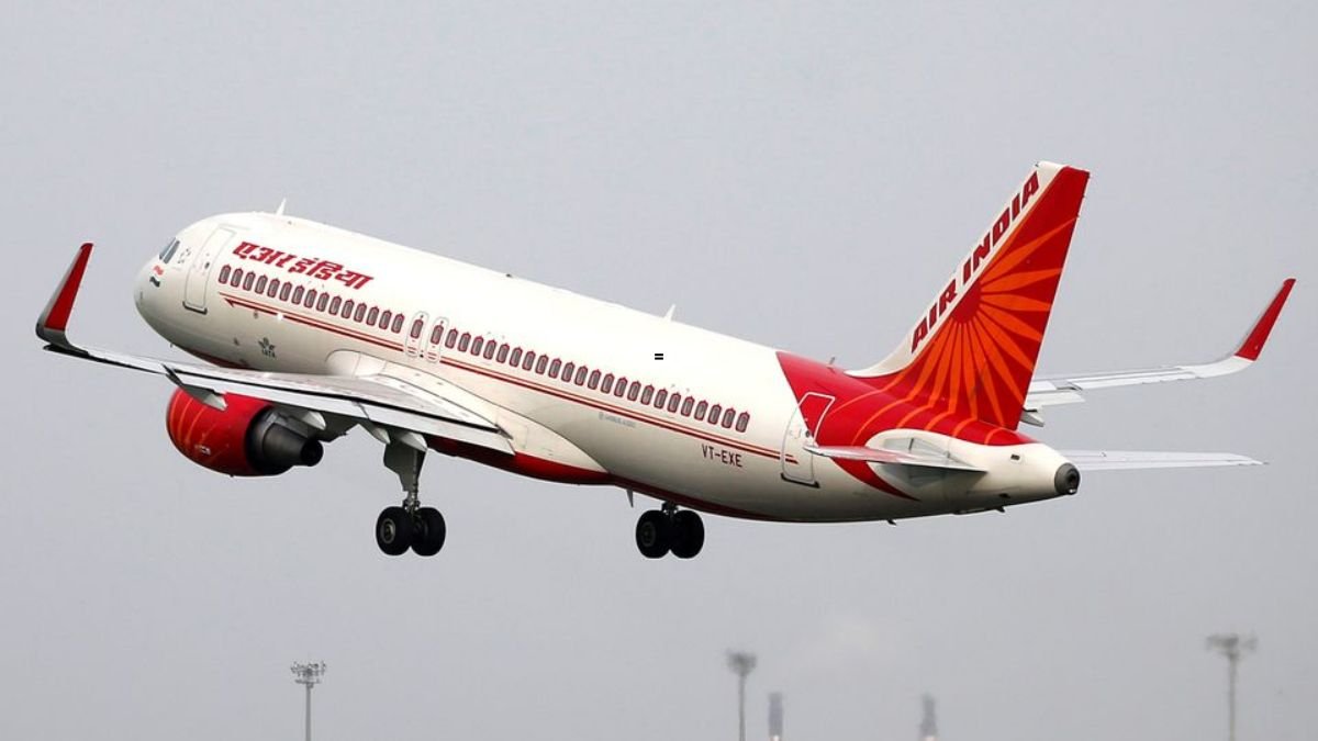 एयर इंडिया की फ्लाइट 30 घंटे की देरी से हुई रवाना