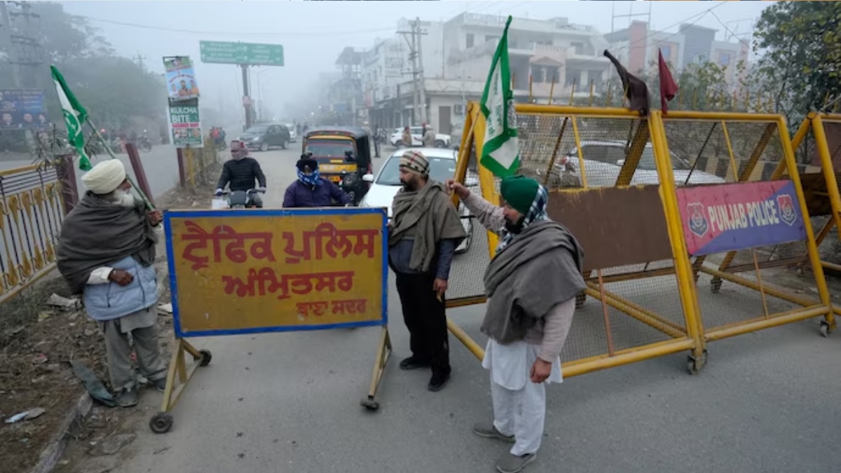 पंजाब में आज प्रदर्शनकारी किसानों के बंद का आह्वान, यातायात सेवाएं बाधित; ट्रेनें प्रभावित