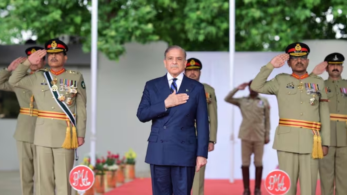 पाकिस्तान के पीएम शहबाज शरीफ ने युद्धविराम को बताया ‘ऐतिहासिक जीत’, भारत ने बताया नियम का उल्लंघन
