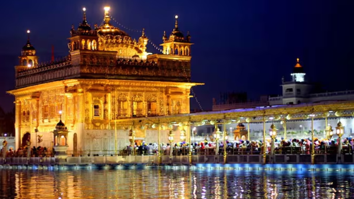 8 मई को पाकिस्तान ने अमृतसर को बनाया था निशाना, कैसे भारत की हवाई सुरक्षा ने स्वर्ण मंदिर को बचाया?