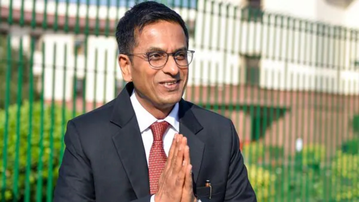 सुप्रीम कोर्ट ने पूर्व CJI चंद्रचूड़ से सरकारी बंगला खाली करने को कहा, अप्रैल तक रहने की मांगी थी अनुमति